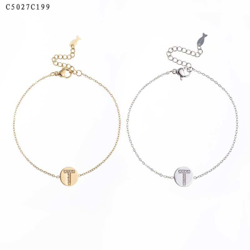 Pulsera con la letra T Oro Grueso 14K