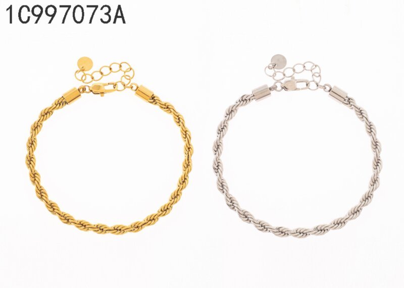 Pulsera con Dije Dorado