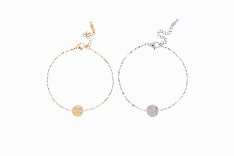 Pulsera con Medalla Dorado