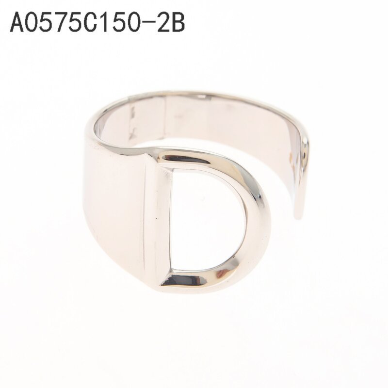 Anillo en forma de D Oro Grueso 14K