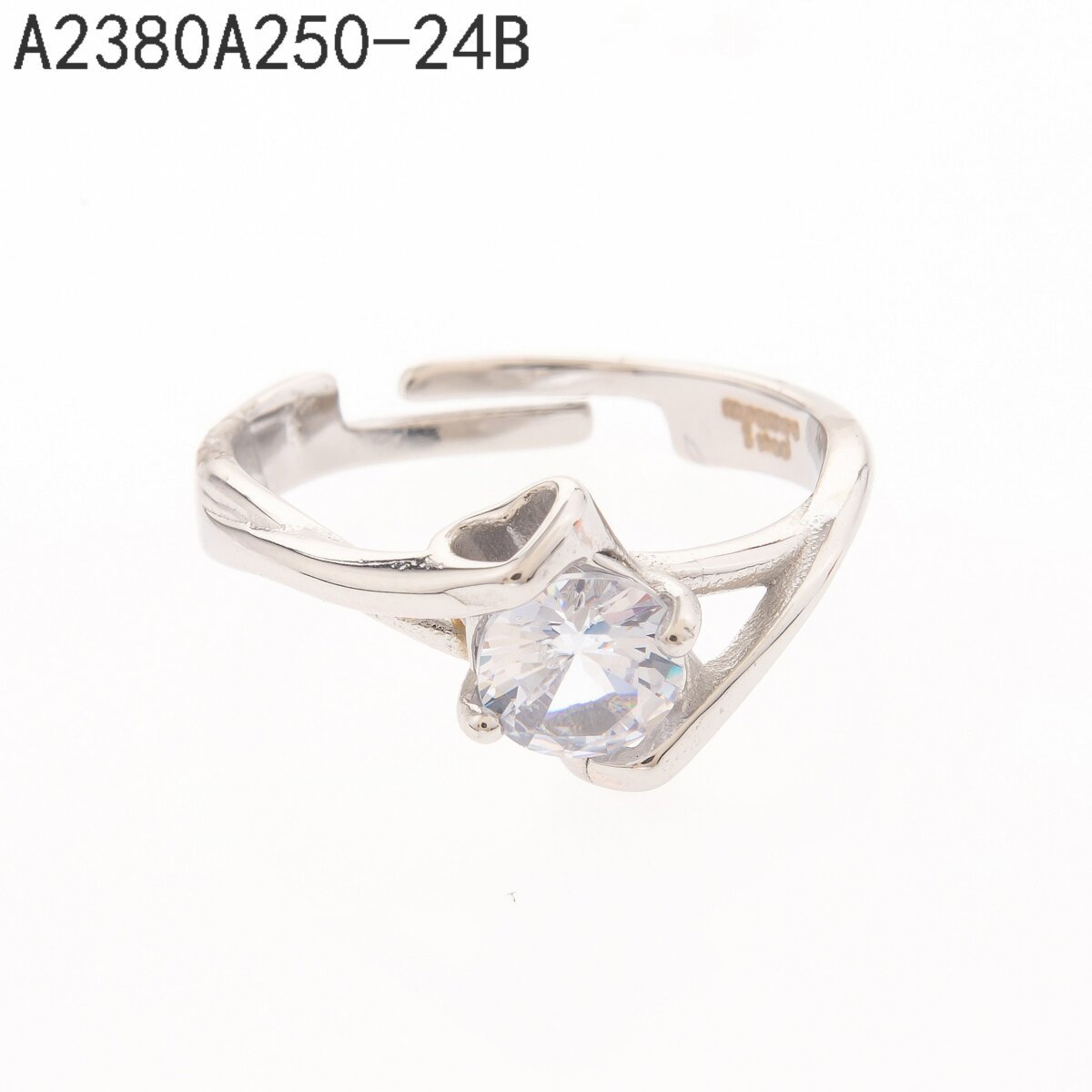 Anillo Corazón de Zirconias Plata
