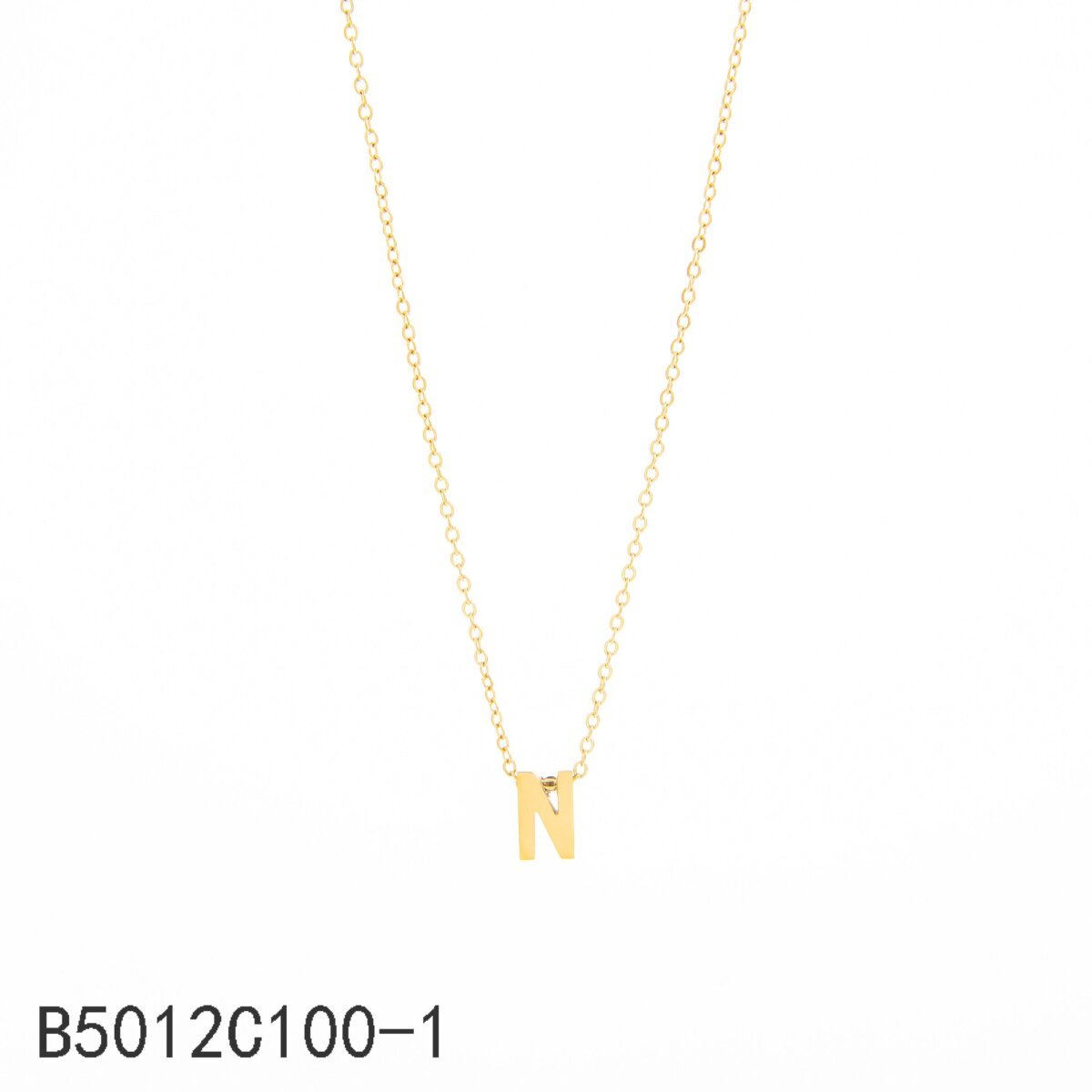 Collar con la letra N de plata