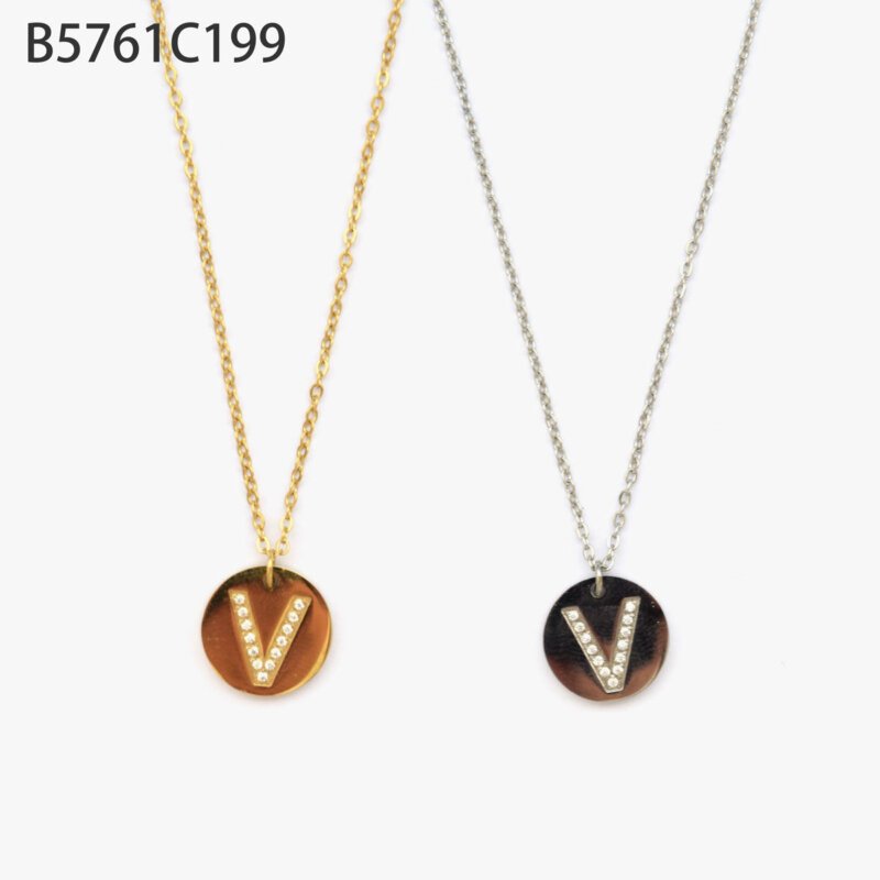 Collar con la letra V Oro Grueso 14K