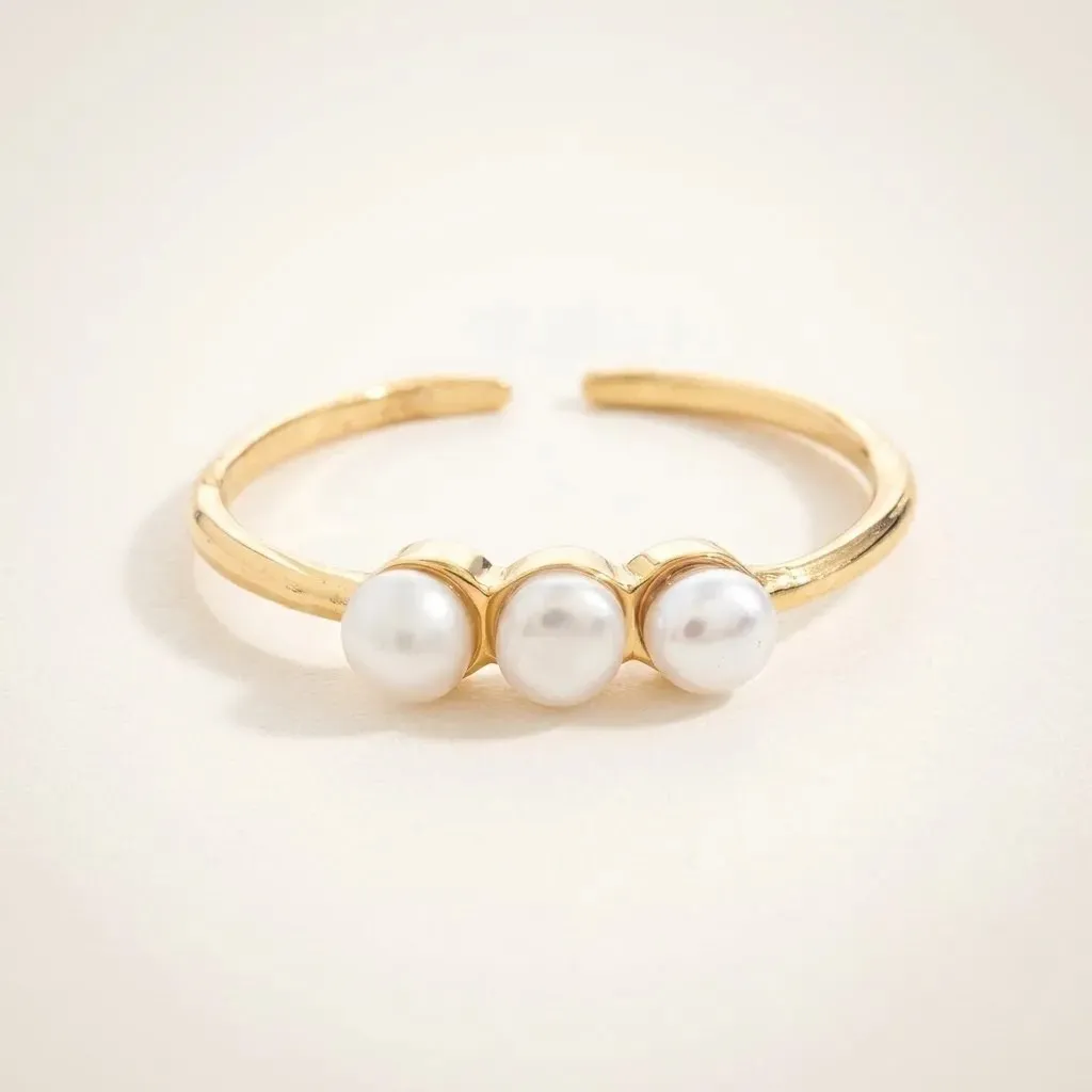 Anillo Tres Piedras Dorado