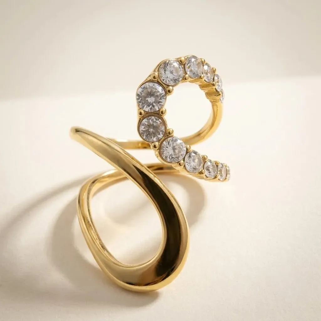 Anillo Espiral con Perlas Dorado