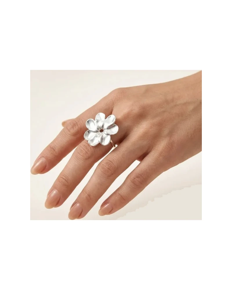 Anillo Flor Clásica