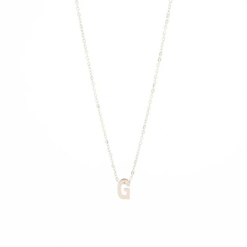 Collar con la letra G de plata