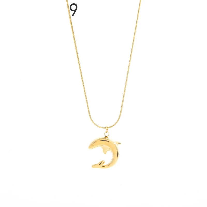 Collar Luna Dorado